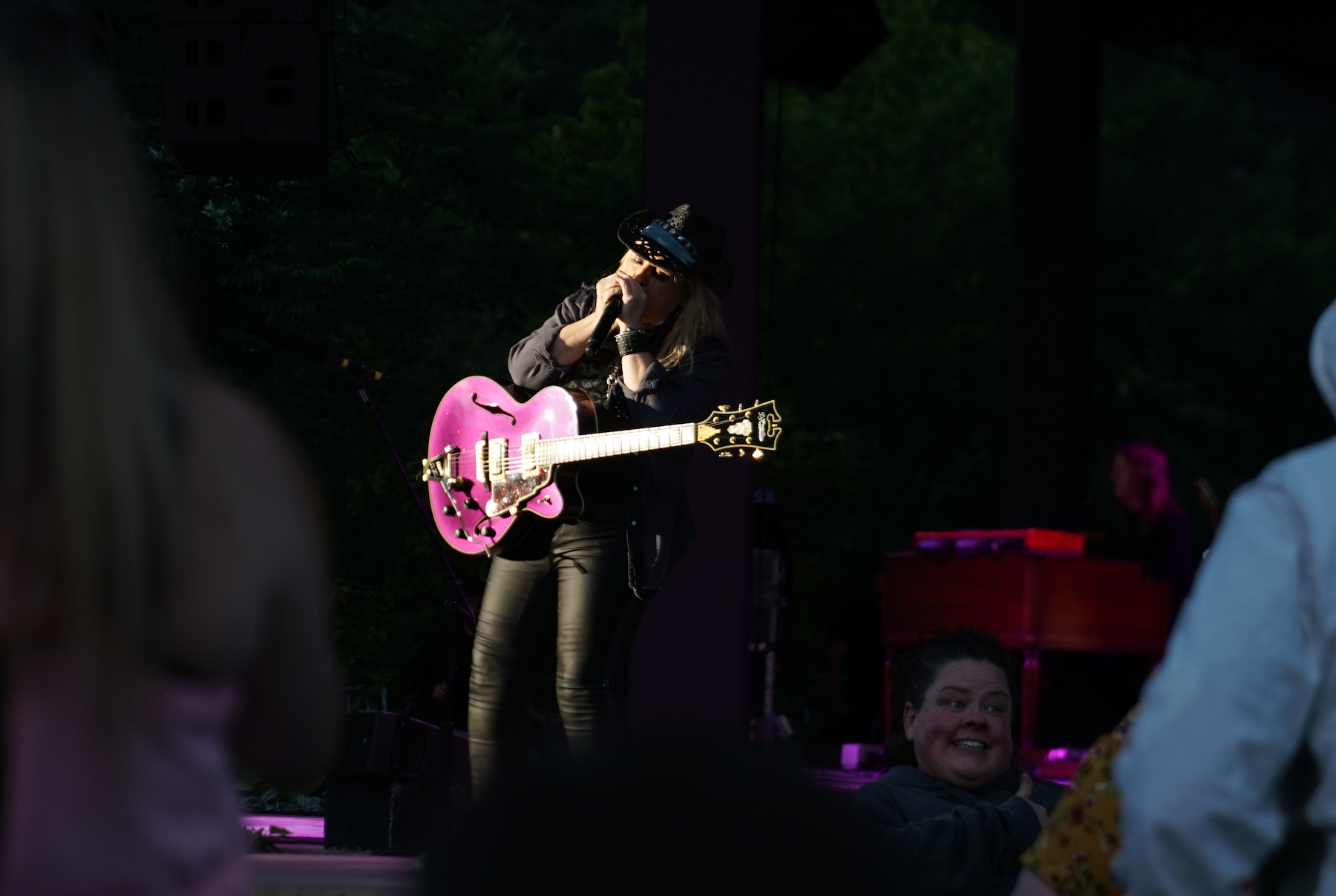 Review: Melissa Etheridge And Elle King At Red Butte Gardens - Vimarsana News